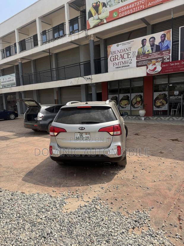 Kia Sorento LX 4dr SUV AWD (2.4L 4cyl 6A) 2014 Silver