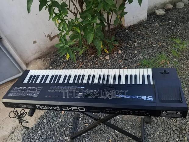Roland D20 Synthroland D-20 61-Key Multi-Timbral Linear Synthesizer photo 3