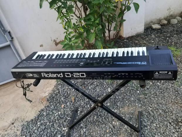 Roland D20 Synthroland D-20 61-Key Multi-Timbral Linear Synthesizer photo 4