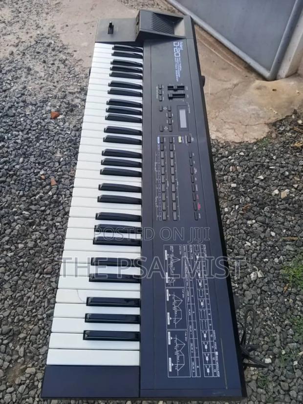 Roland D20 Synthroland D-20 61-Key Multi-Timbral Linear Synthesizer photo 5