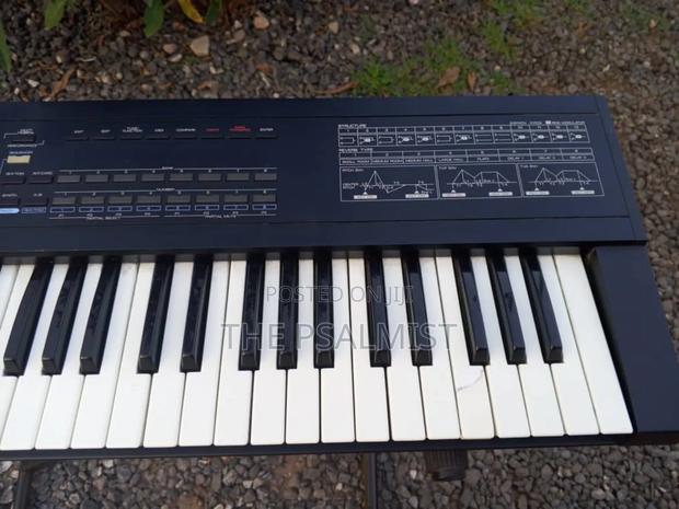 Roland D20 Synthroland D-20 61-Key Multi-Timbral Linear Synthesizer photo 8