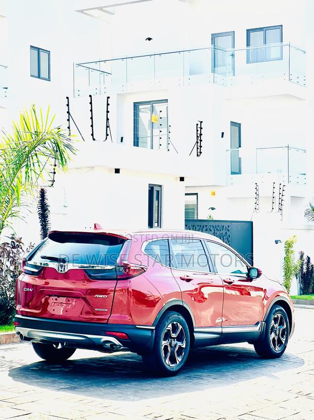 Honda CR-V Touring AWD 2018 Orange