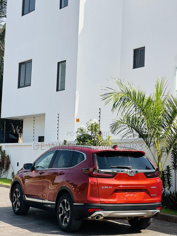 Honda CR-V Touring AWD 2018 Orange