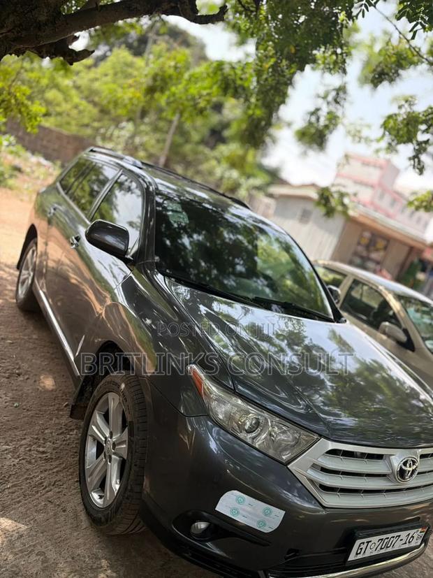 Suvs for Rentals Toyota Highlander Available! photo 2