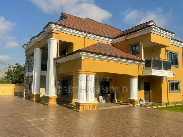5bdrm House in Lashibi Drv for rent · Photo 2
