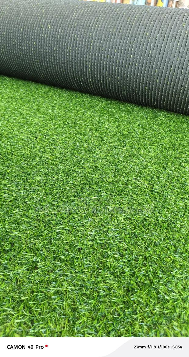 20mm Compressed Grass photo 3