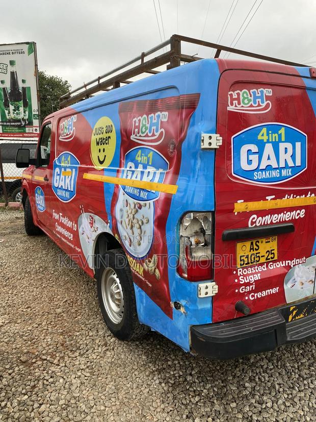 Nissan NV200 2014 Blue photo 3