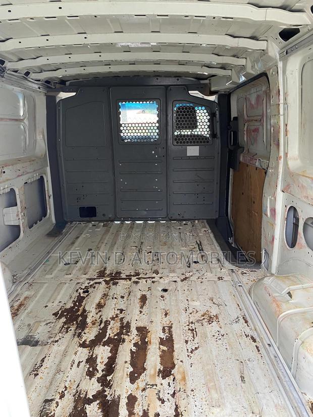 Nissan NV200 2014 Blue photo 8