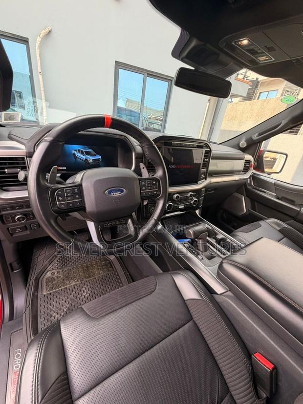 Ford F-150 Raptor 2021 Red