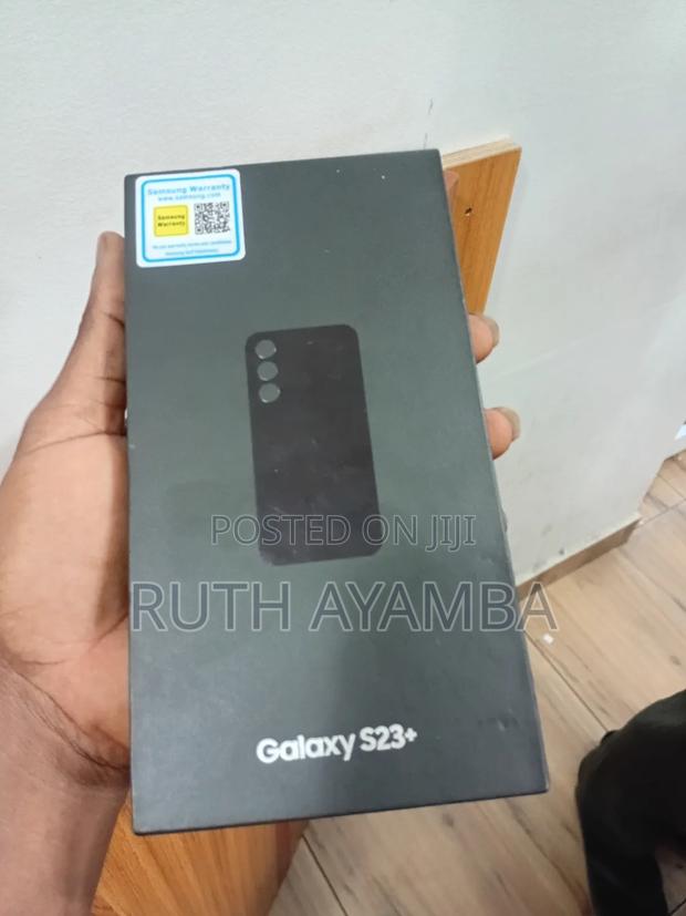 New Samsung Galaxy S23+ 256 GB Black · Photo 3