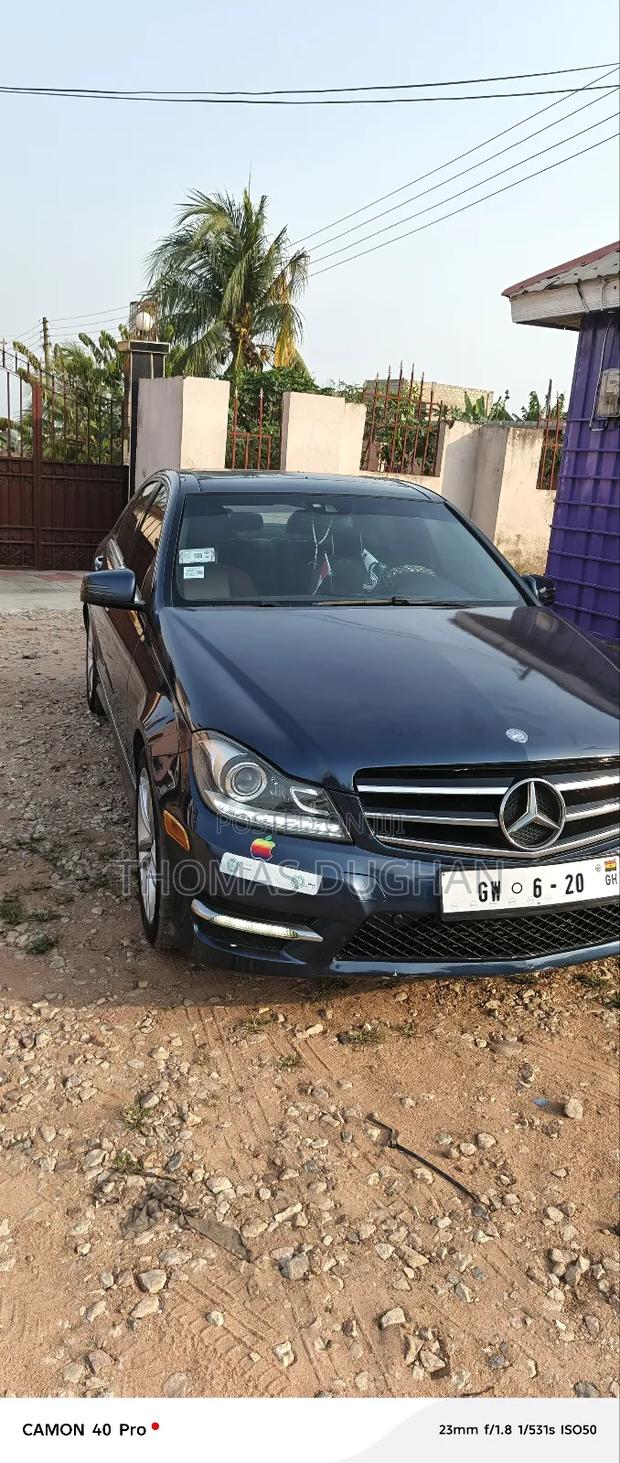 Mercedes-Benz C300 Luxury 4Matic Sedan AWD (3.5L 6cyl 7A) 2014 Blue