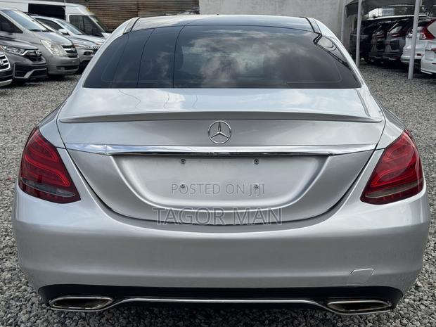 Mercedes-Benz C300 Luxury 4dr AWD 4Matic Sedan (2.0L 4cyl 7A) 2015 Silver