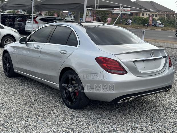 Mercedes-Benz C300 Luxury 4dr AWD 4Matic Sedan (2.0L 4cyl 7A) 2015 Silver