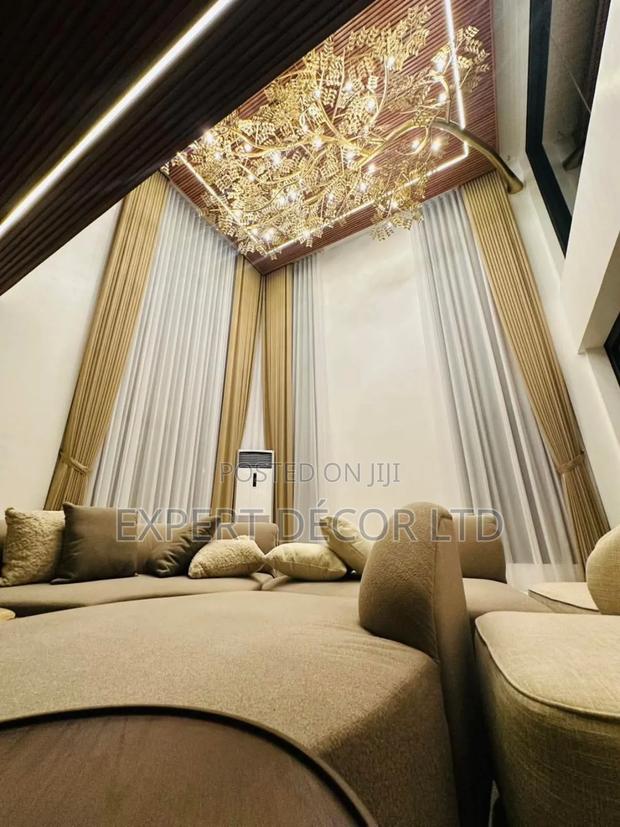 Classic Curtains Drapes Designed by Expert Décor