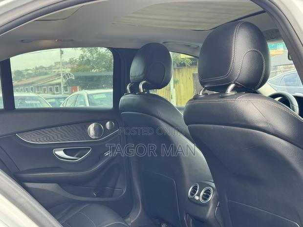 Mercedes-Benz C300 Luxury 4dr AWD 4Matic Sedan (2.0L 4cyl 7A) 2015 Silver