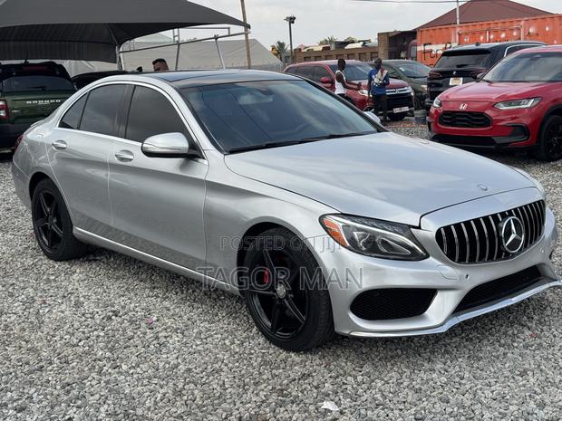 Mercedes-Benz C300 Luxury 4dr AWD 4Matic Sedan (2.0L 4cyl 7A) 2015 Silver