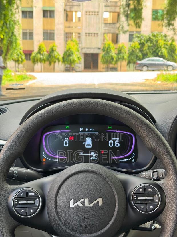 Kia Soul LX FWD 2025 Silver