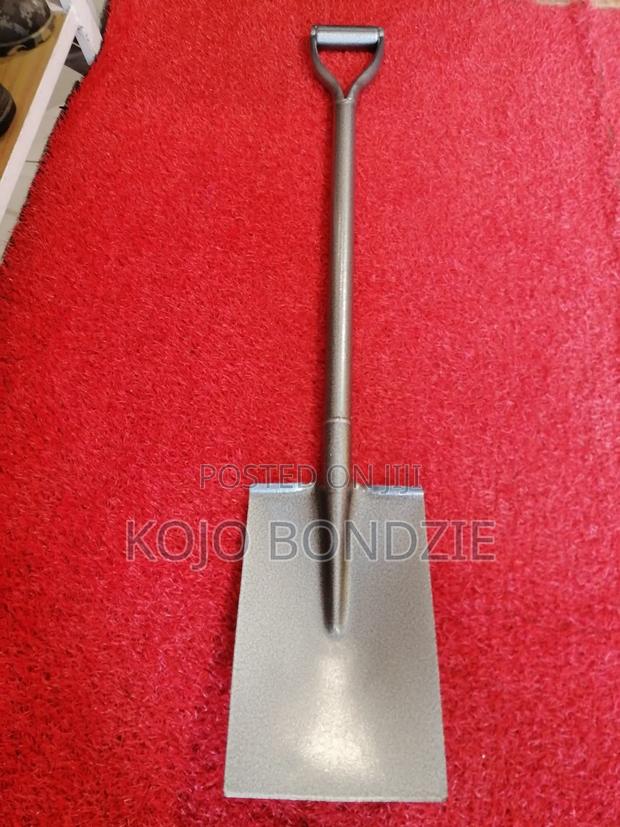 Spade And Shovel