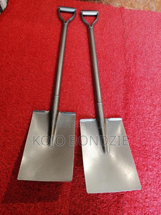 Spade And Shovel photo 2