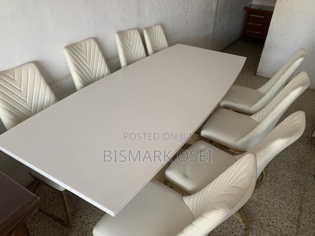 A Beautiful 8 Seater Royal Dinning Set
