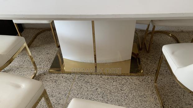 A Beautiful 8 Seater Royal Dinning Set photo 4