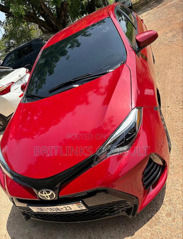 Salon Cars Available for Rentals Toyota Corolla Sedan! photo 2