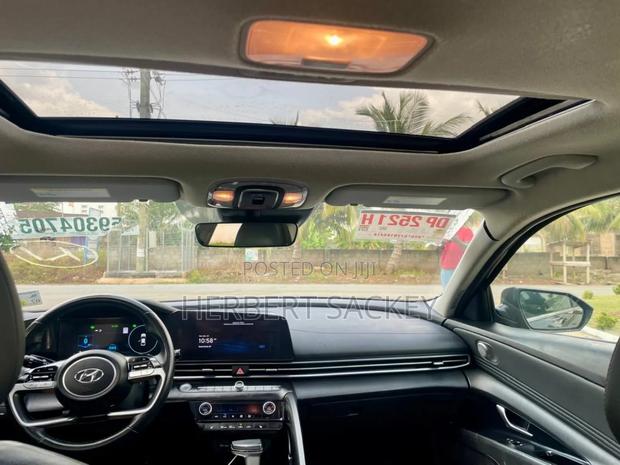 Hyundai Elantra Limited 2023 Black