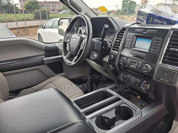 Ford F-150 XLT 4x2 Regular Cab Styleside 6.5 ft. box 122 in. WB 2016