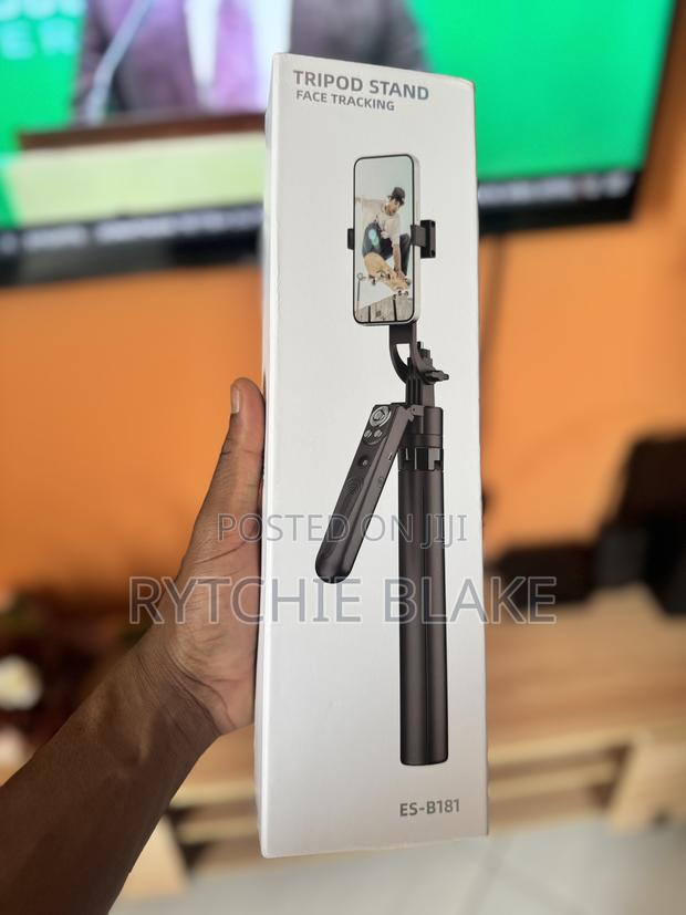 360 Degree Ai Self Rotating Face Tracking Stick · Photo 4