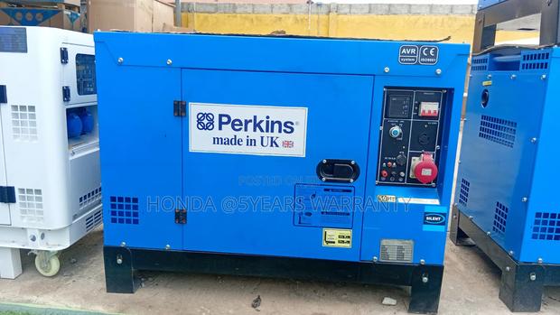 Perkins 22kva 3-Phase Silent Diesel Generator · Photo 2