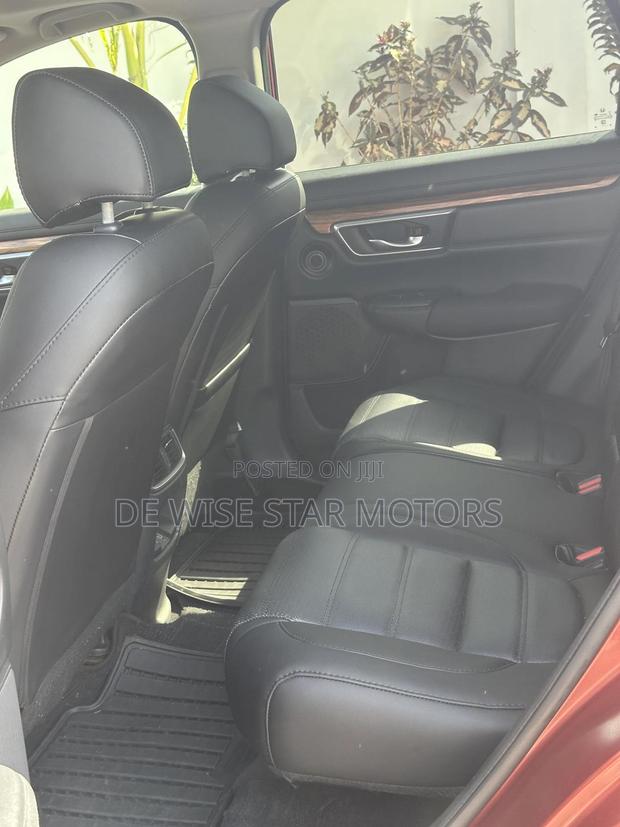 Honda CR-V Touring AWD 2018 Orange