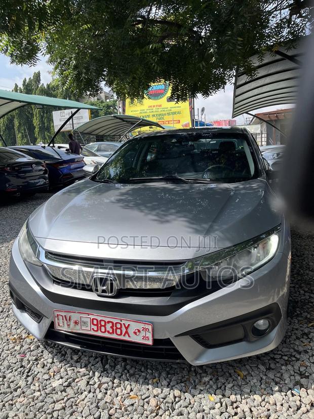 Honda Civic EX Sedan 2018 Silver