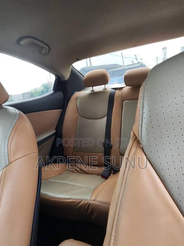 Hyundai Elantra GLS Automatic 2012 White