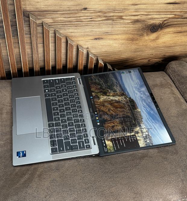 Laptop Dell Latitude 7440 16GB Intel Core I7 SSD 256GB photo 3