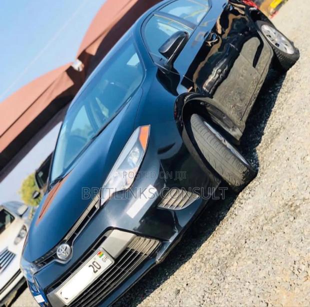Rent a Car Now Toyota Corolla Sedan Available for Rentals photo 3