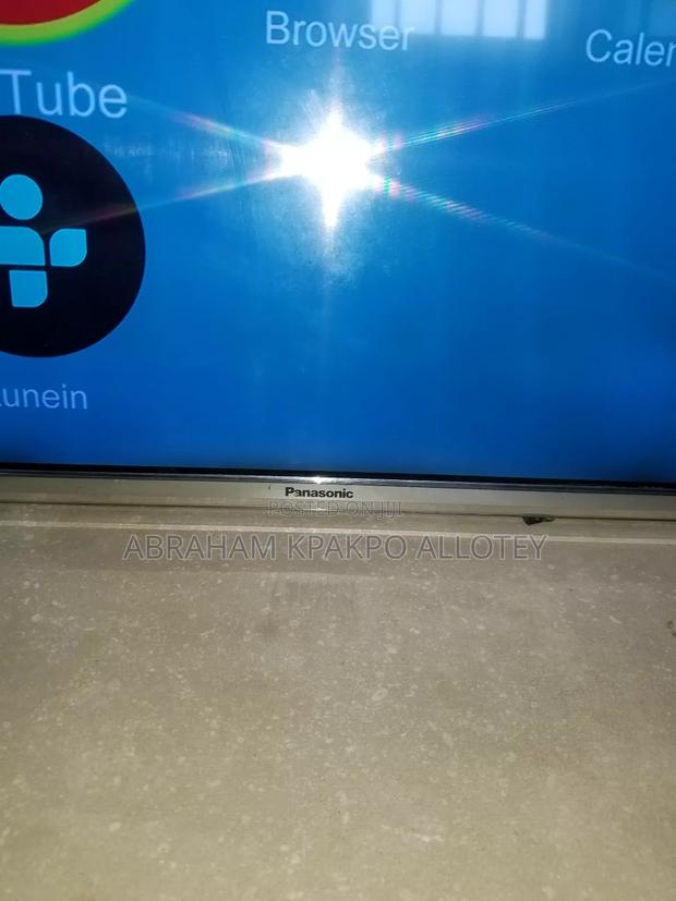 Panasonic 55" Tv · Photo 4