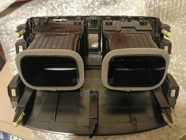 Corolla 2009 to 2013 Ac Vent photo 2