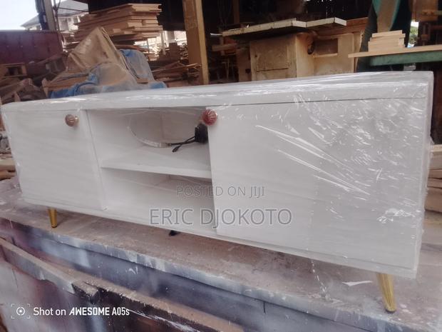 Furniture Cabinet · Photo 3