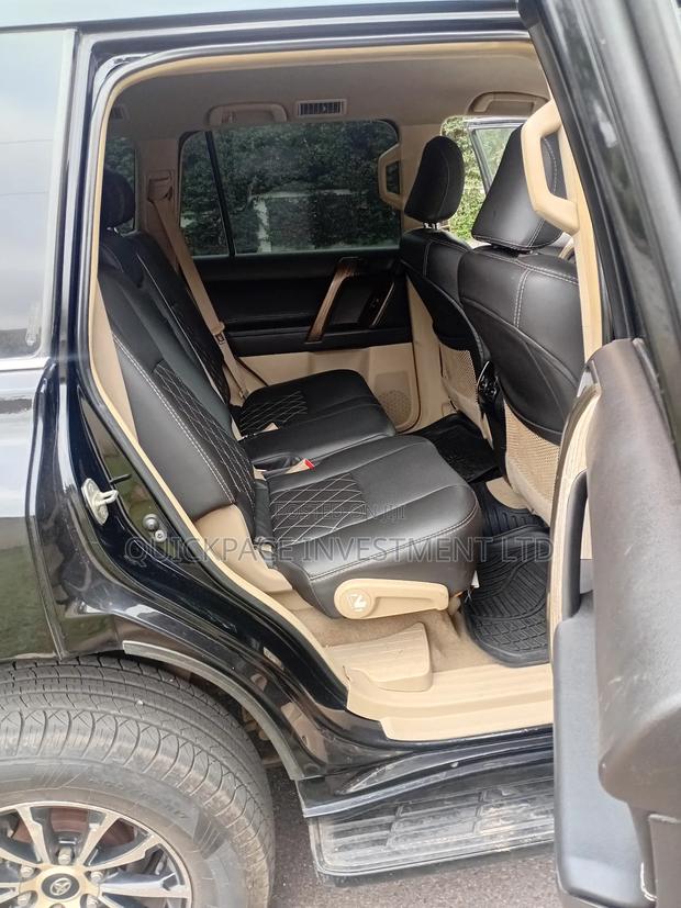 Toyota Land Cruiser Prado 2.7 i 2012 Black