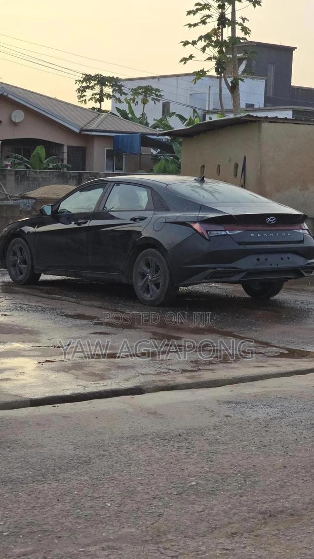 Hyundai Elantra SEL 2021 Black