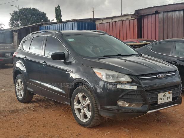 Ford Escape SE 4dr SUV (1.6L 4cyl Turbo 6A) 2015 Black