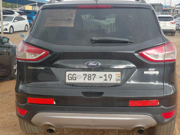 Ford Escape SE 4dr SUV (1.6L 4cyl Turbo 6A) 2015 Black