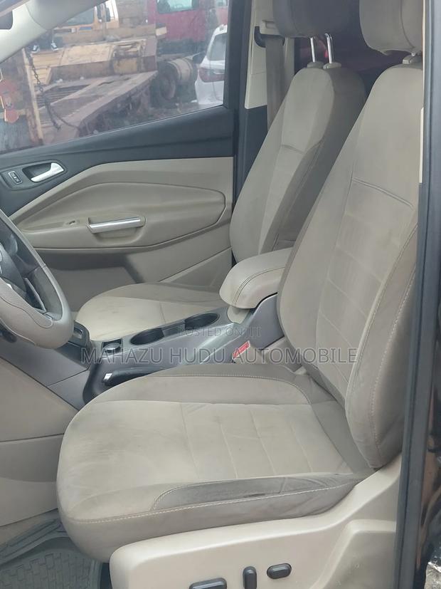 Ford Escape SE 4dr SUV (1.6L 4cyl Turbo 6A) 2015 Black