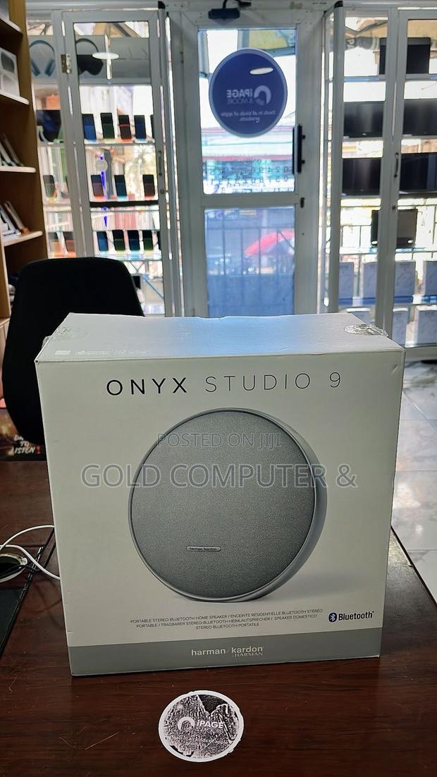 Onyx Studio 9 photo 3