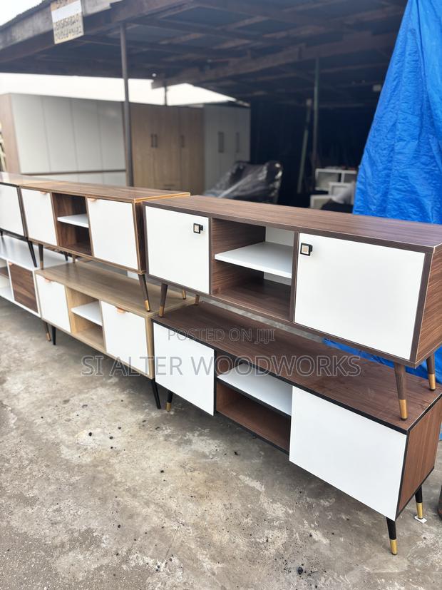 Foreign Plywood Tv Stand · Photo 3
