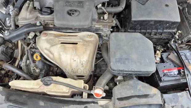 Toyota Camry 2017 Silver