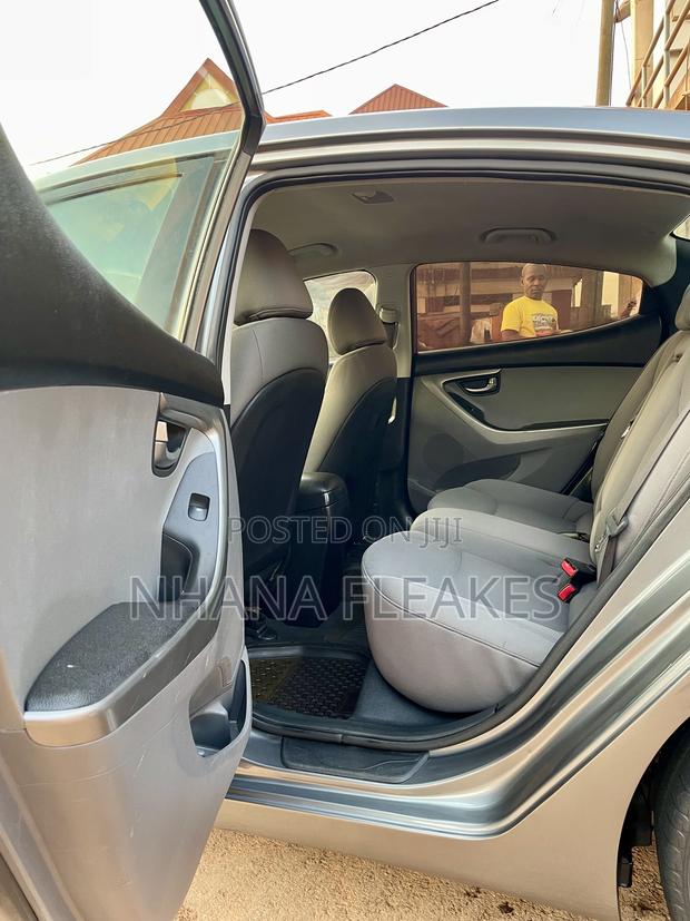 Hyundai Elantra 2013 Gray