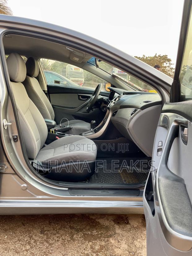 Hyundai Elantra 2013 Gray