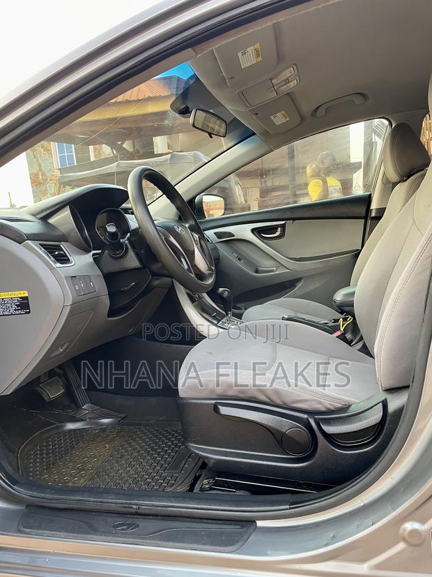 Hyundai Elantra 2013 Gray