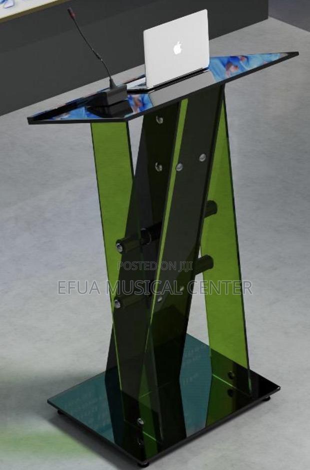 Classic Glass Pulpit · Photo 3